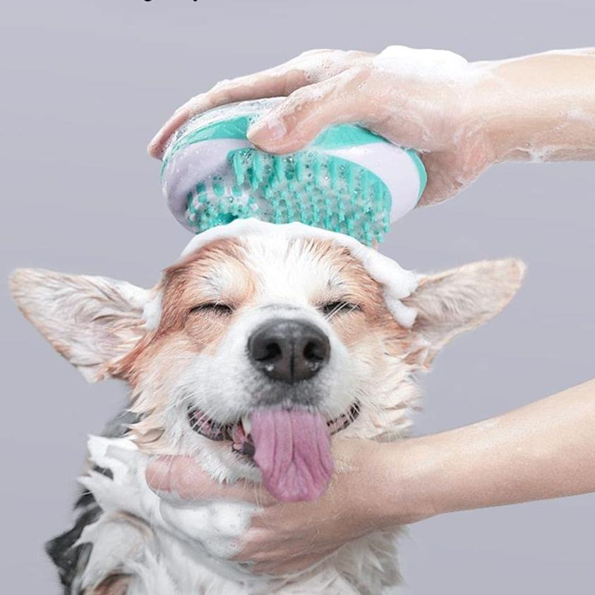 Pet Bath Brush - Tails on Trails