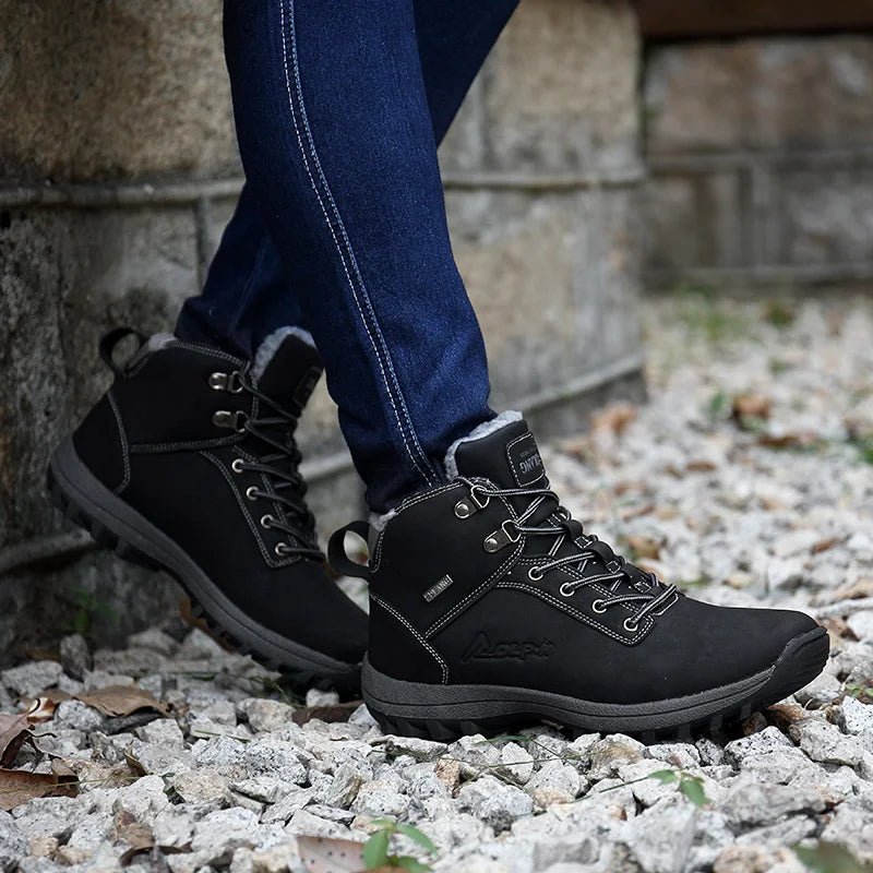 TrailBuilt™ Men’s Waterproof Leather Boots – Rugged, Warm & Durable (US Sizes 6.5–13) - Tails on Trails